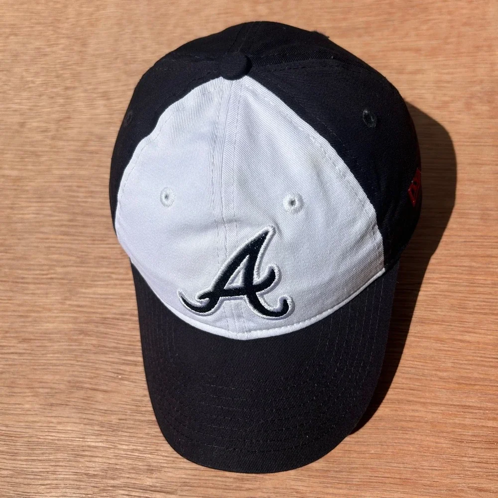 Atlanta Braves Black White Bedazzled Logo Youth Sport Streetwear New Era 9TWENTY